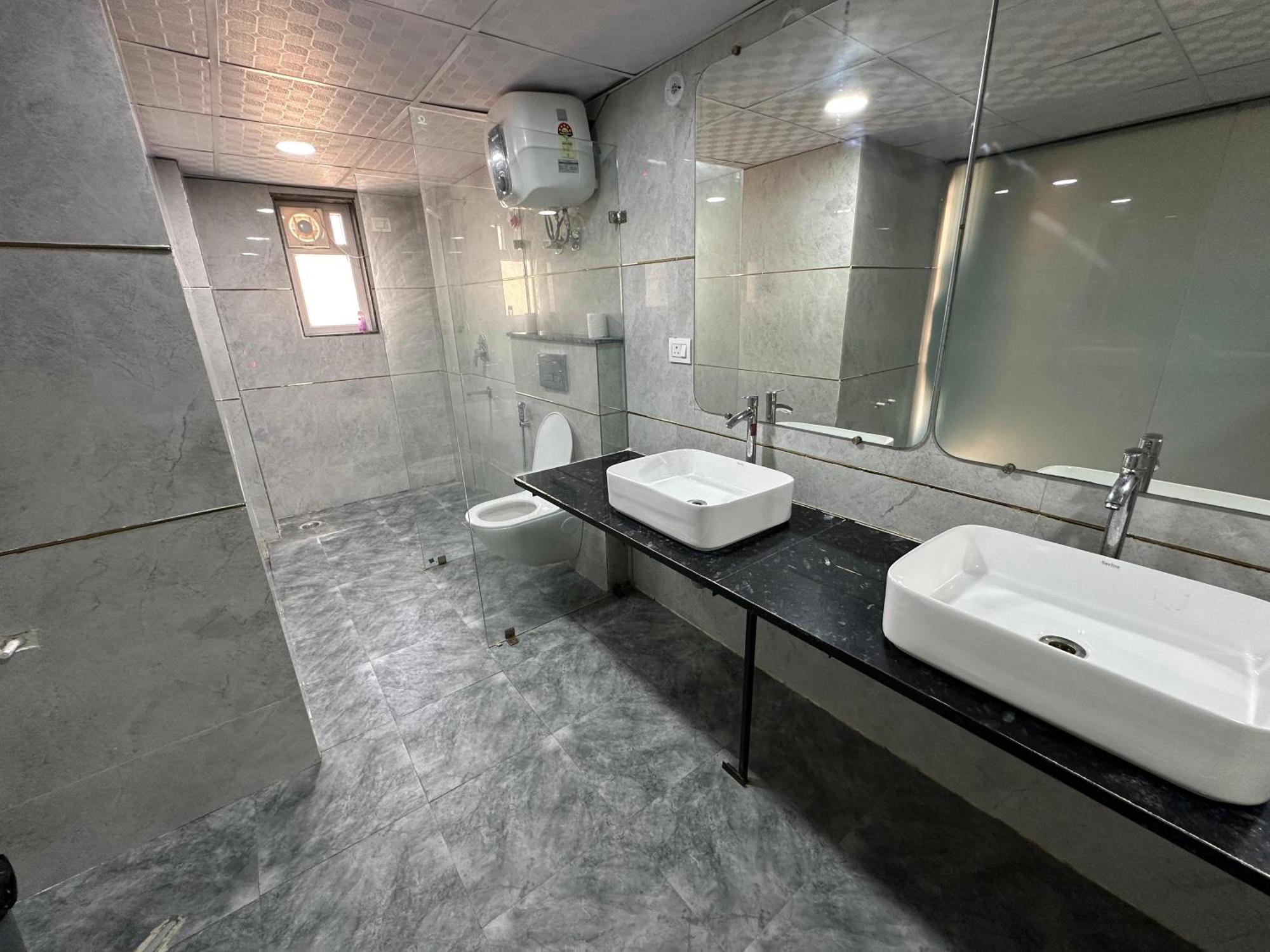 Sky Villa With Private Pool Нойда Экстерьер фото